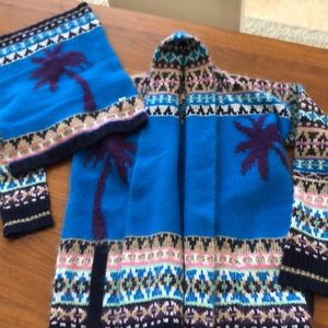 Stunning Cardigan & matching scarf